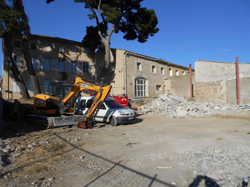 argeliers résidence éolienne 2 pendant travaux démolition